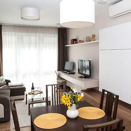 Liszt Apartman Győr Esterno foto